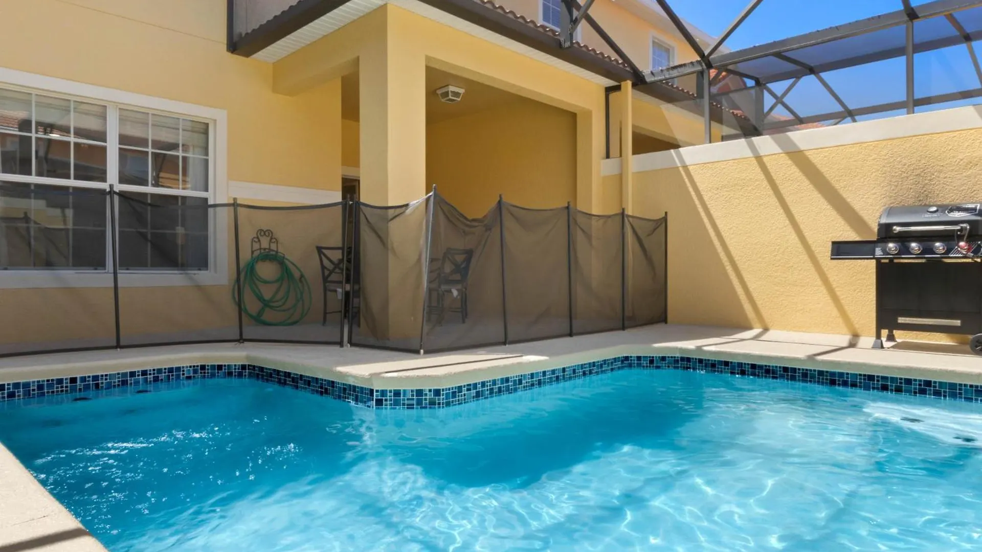 Holiday home 4 Bedrooms - 3 Baths - Paradise Palms 8953 Cp