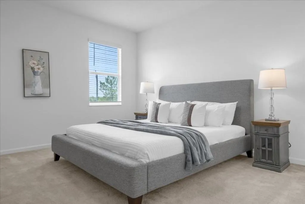 בית נופש 9 Bedrooms- 7 Bathrooms- Vernda Palms 2493 Sd