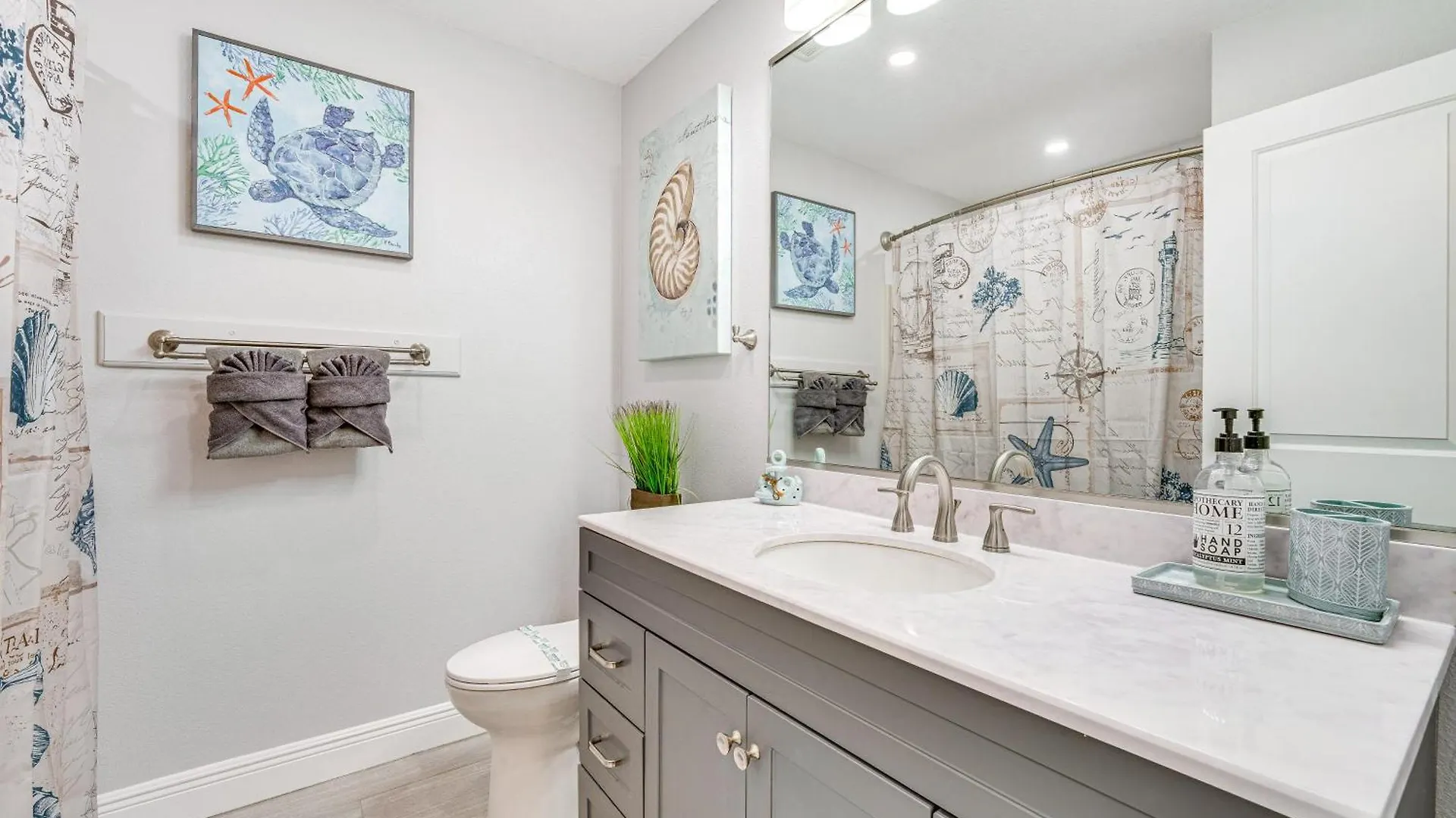 Spacious About 5 Mi To World! Kissimmee