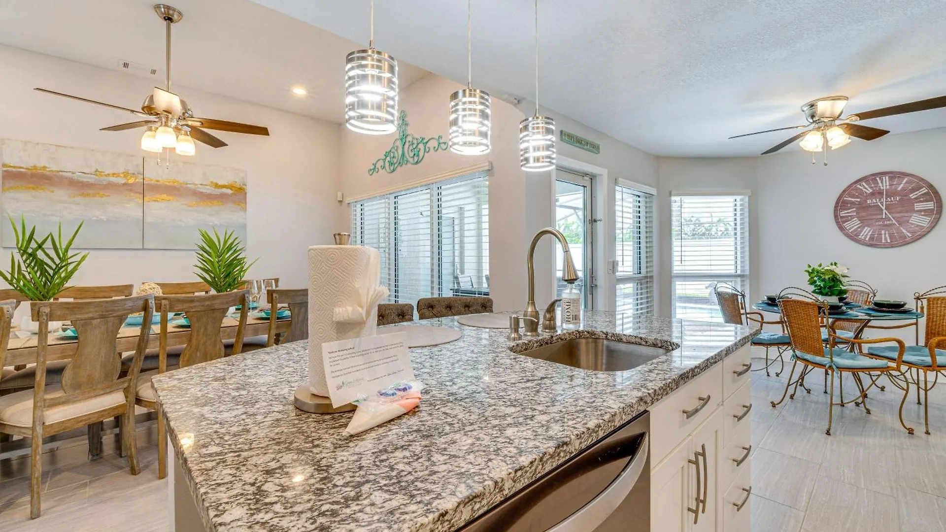 Spacious About 5 Mi To World! Kissimmee