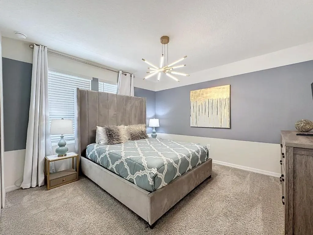 Luxury 6 Bed With Pool In Solara Villa Kissimmee