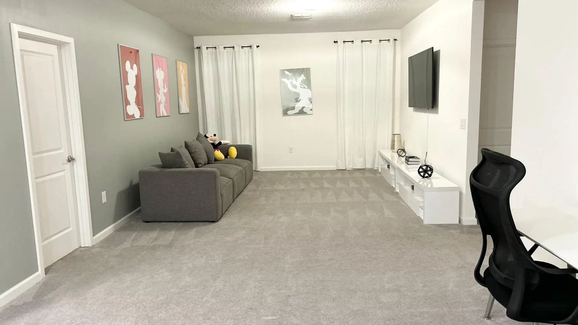 8-room 6 Bath Family House With Pool - Next To World & Universal Semesterbostad *