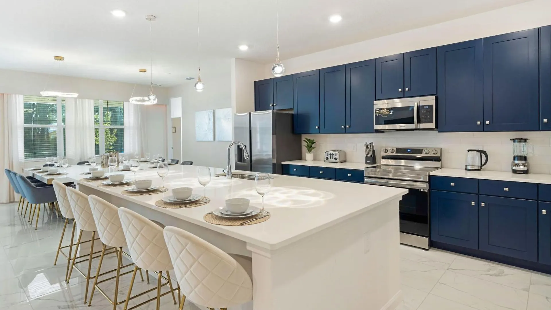 Luxury Family With Private Pool Hot Tub Cinema & Games