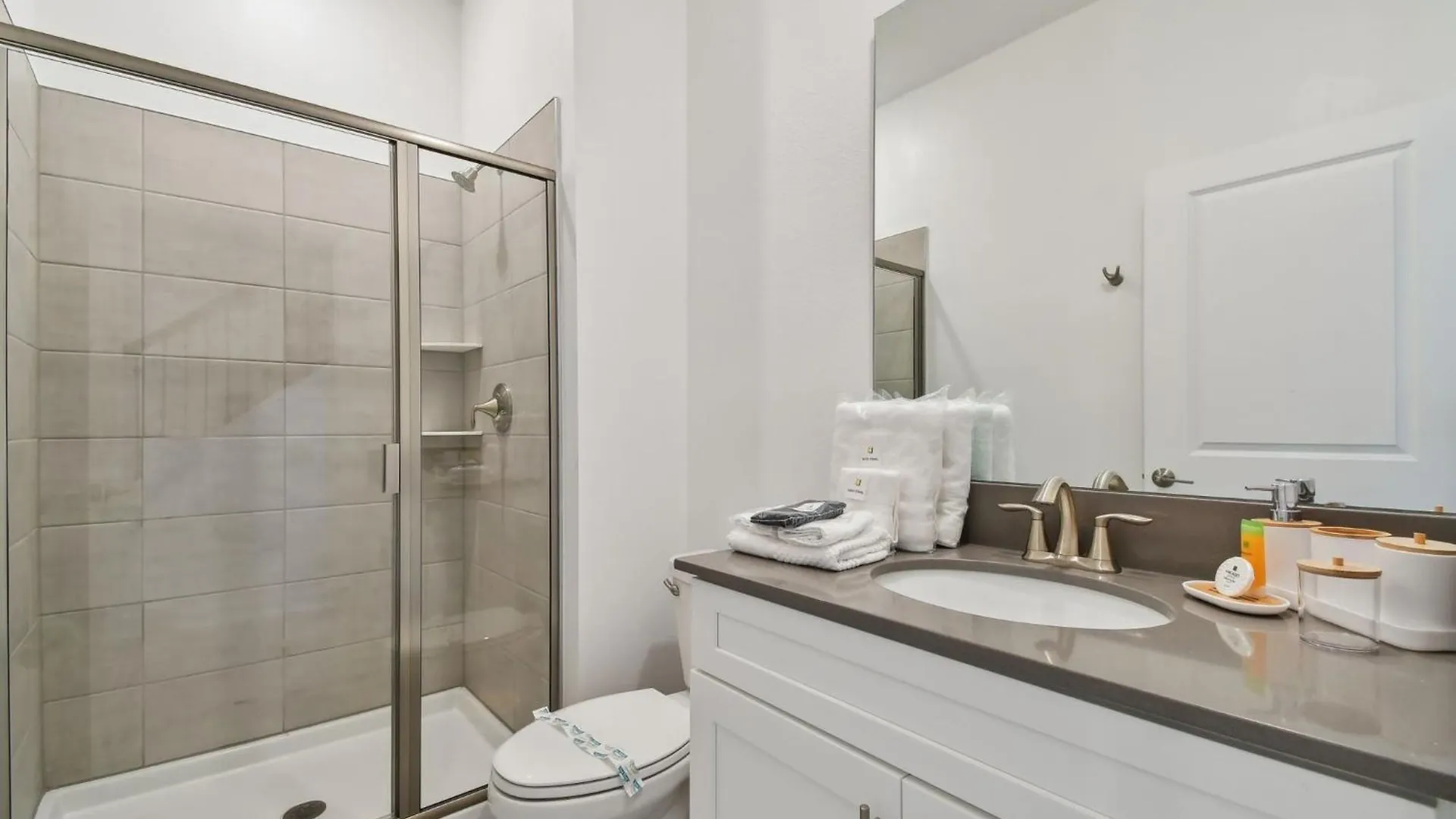 2493 Storey ☆ Piscina Privativa ☆cama King ☆4bd/3ba Semesterbostad Kissimmee
