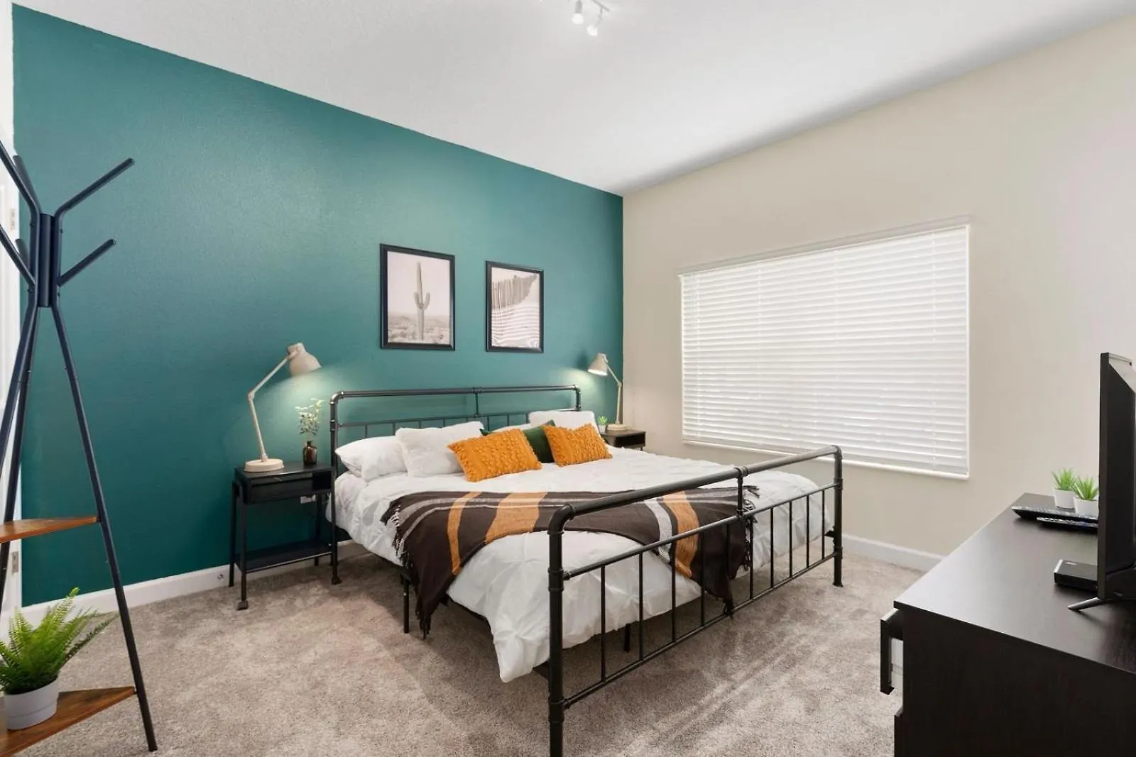 278 - 4bd/3ba ✰ Champions Gate ✰ 3 Camas King-size