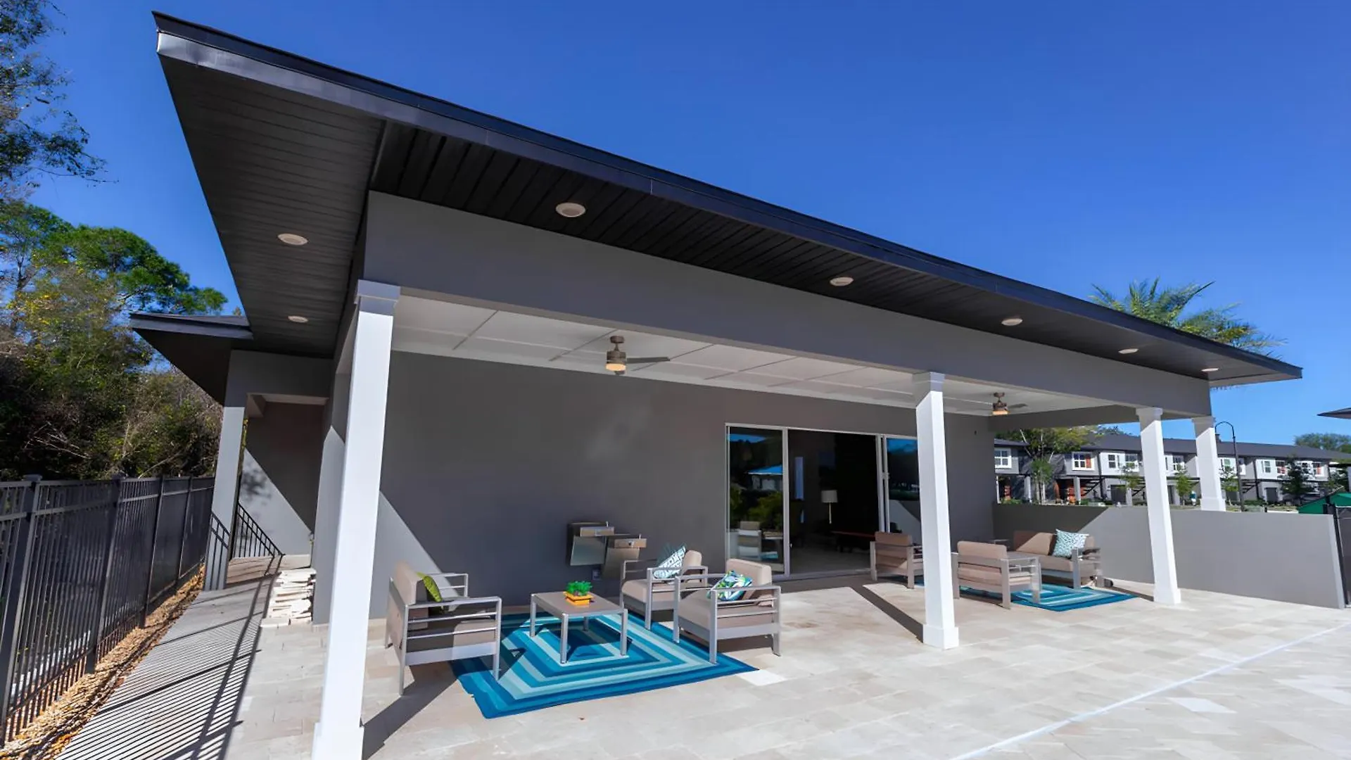 Dluxx Townhouse With Splash Pool At Le Reve 1144 *