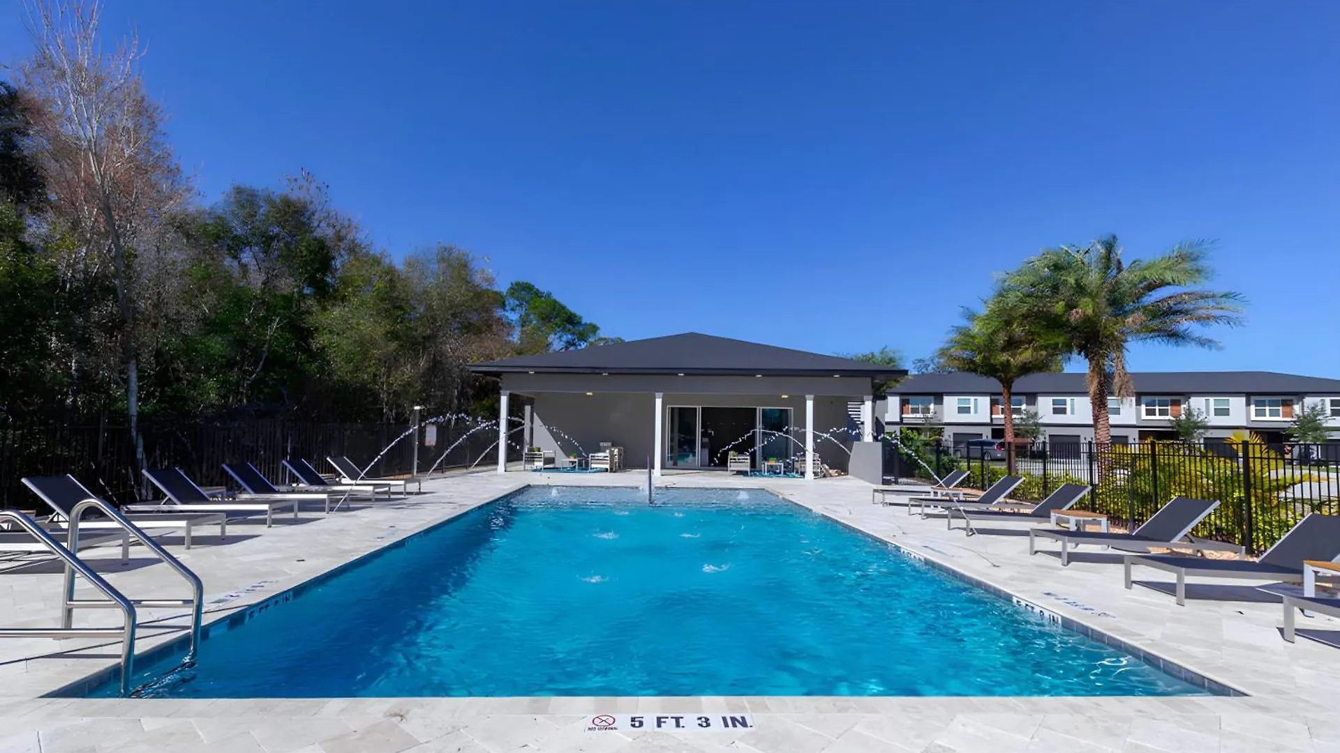 Dluxx Townhouse With Splash Pool At Le Reve 1144 펜션 키시미