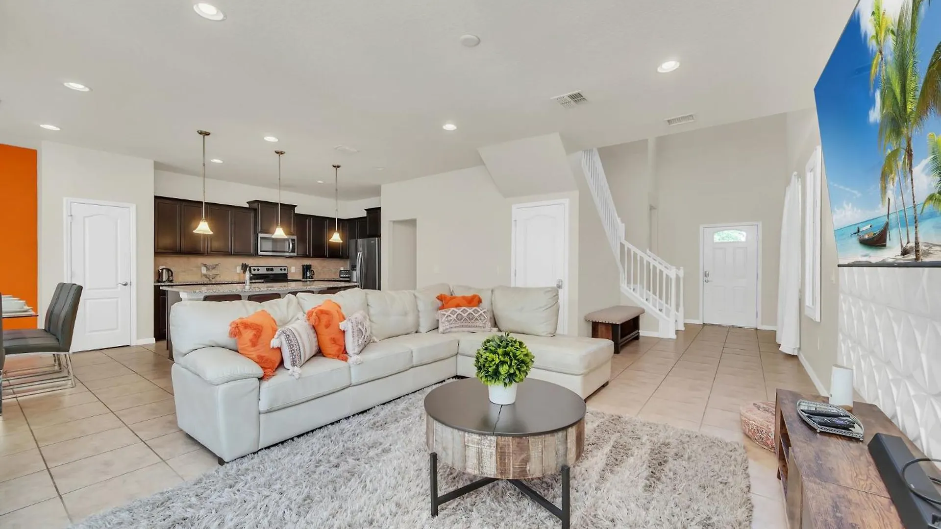 5-bd, Pool, Hot Tub, & More!