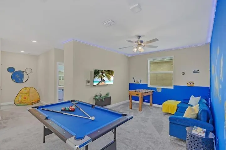 Family Friendly 6bd - Themed - Pool & Holiday home
