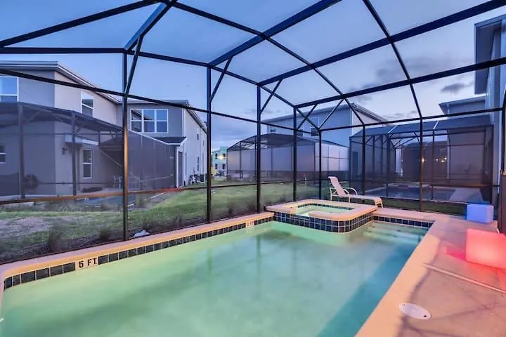 Family Friendly 6bd - Themed - Pool & Holiday home Kissimmee