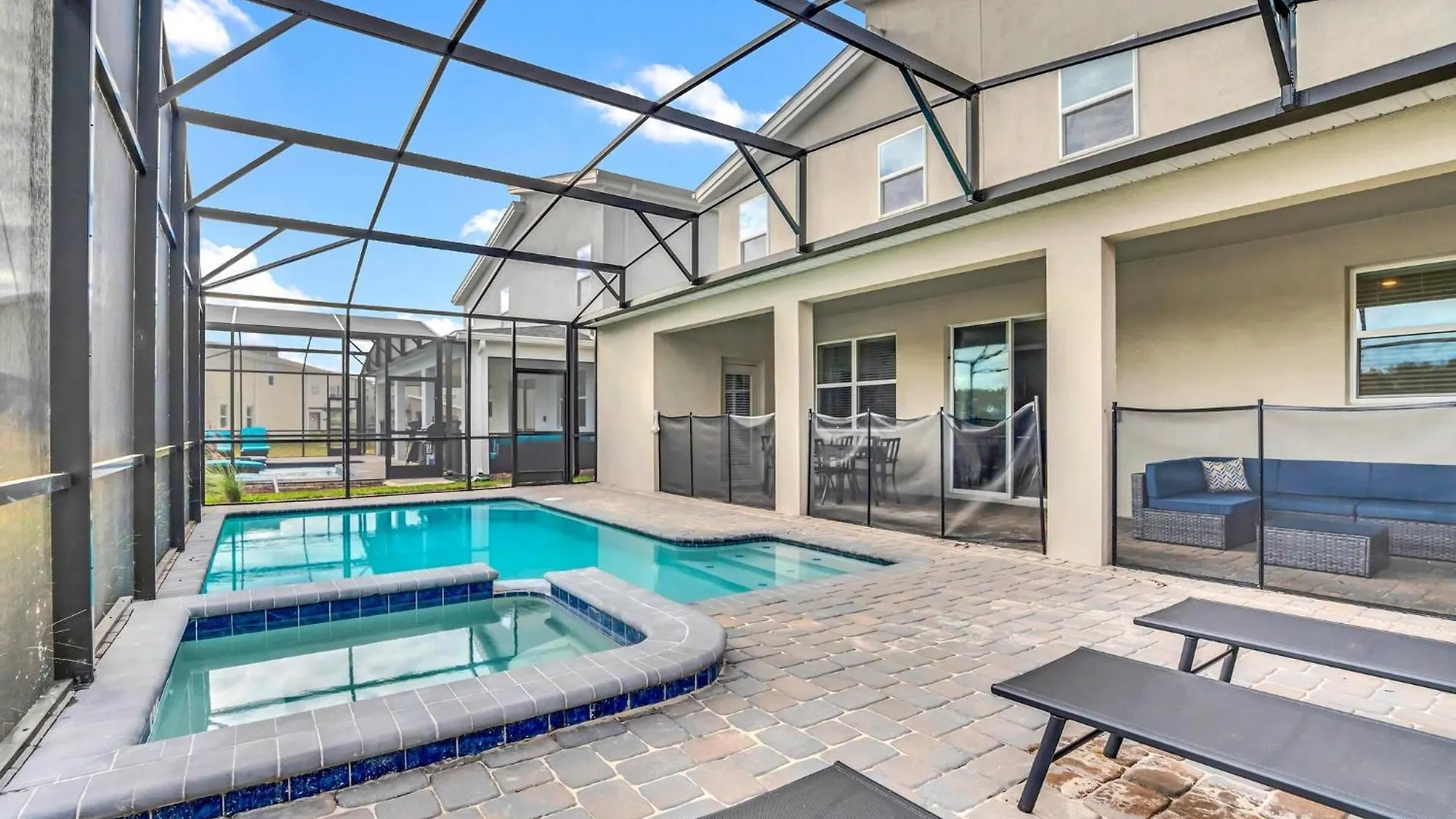 Holiday home Pirates Of The Caribbean Themed 7 Bed & Pool *