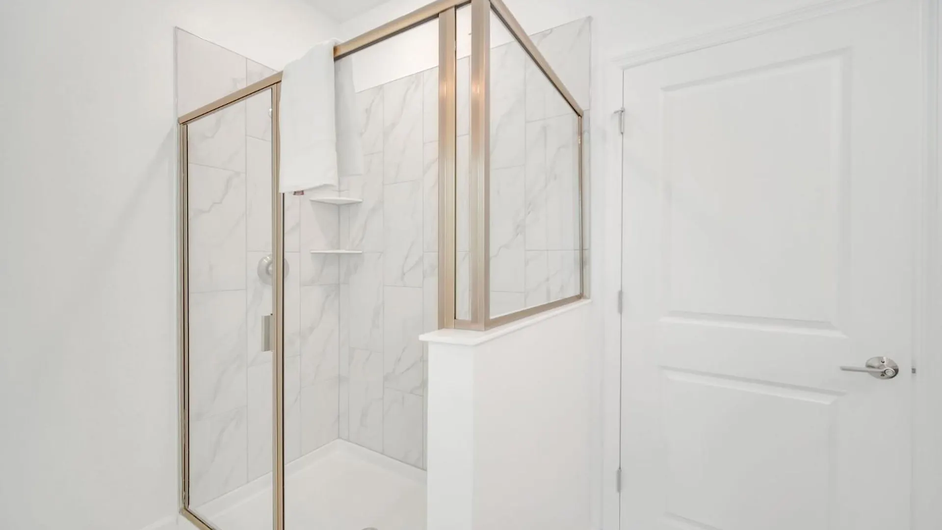 Themed 9bed/5bath With Free Amenities Kissimmee