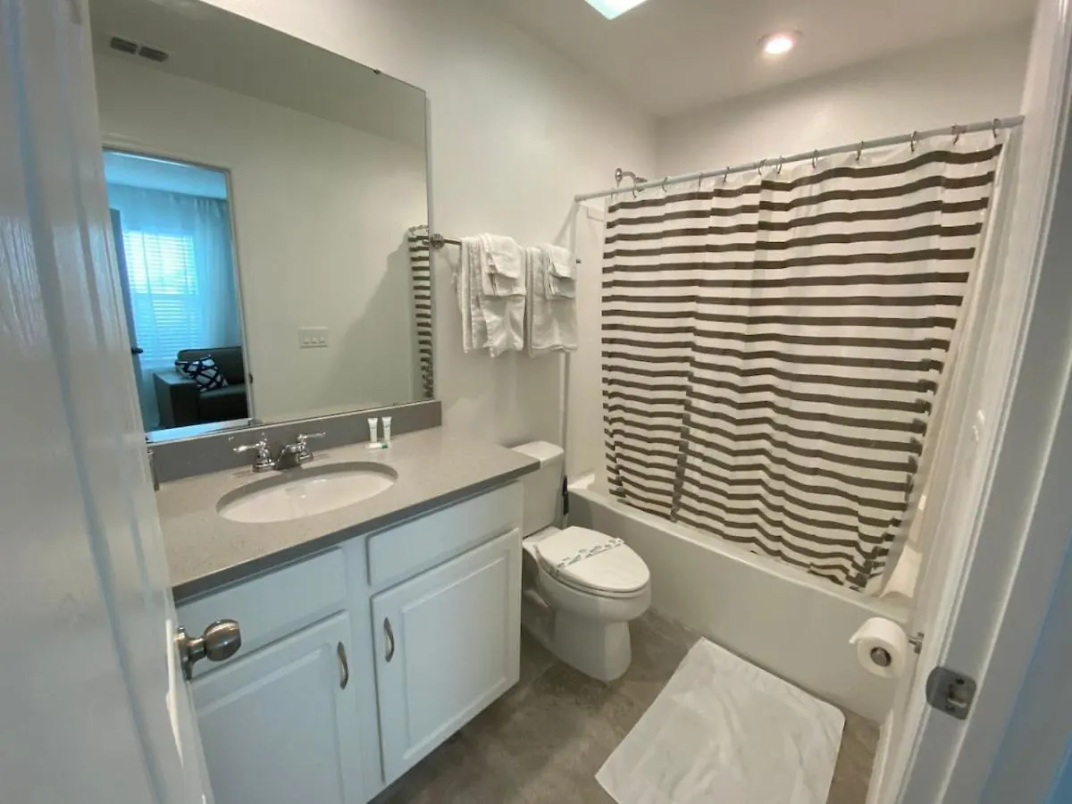 Stunning 5bd Themed With Pool And Bbq Near Kissimmee