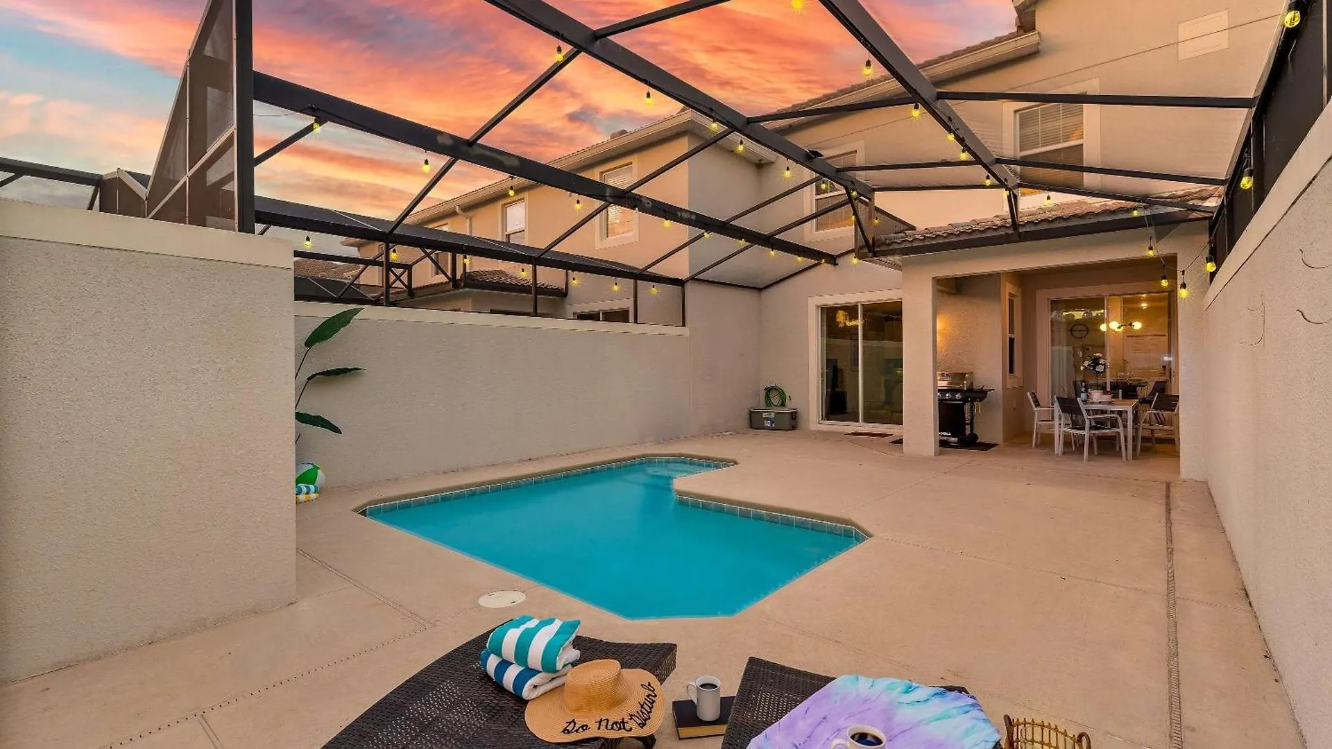 Сasa de vacaciones 4br Pool W Free Waterpark - 9 Min To