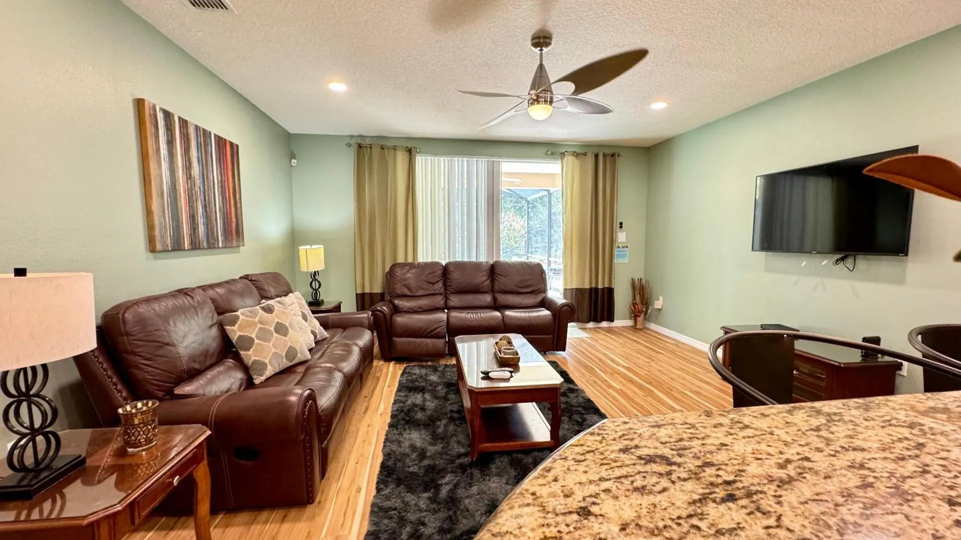 2820 Cozy Gem In With Pool Kissimmee