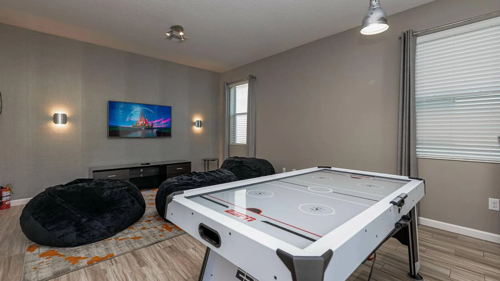 Fantastic 5 Bd Pool Near Perks 2678 펜션