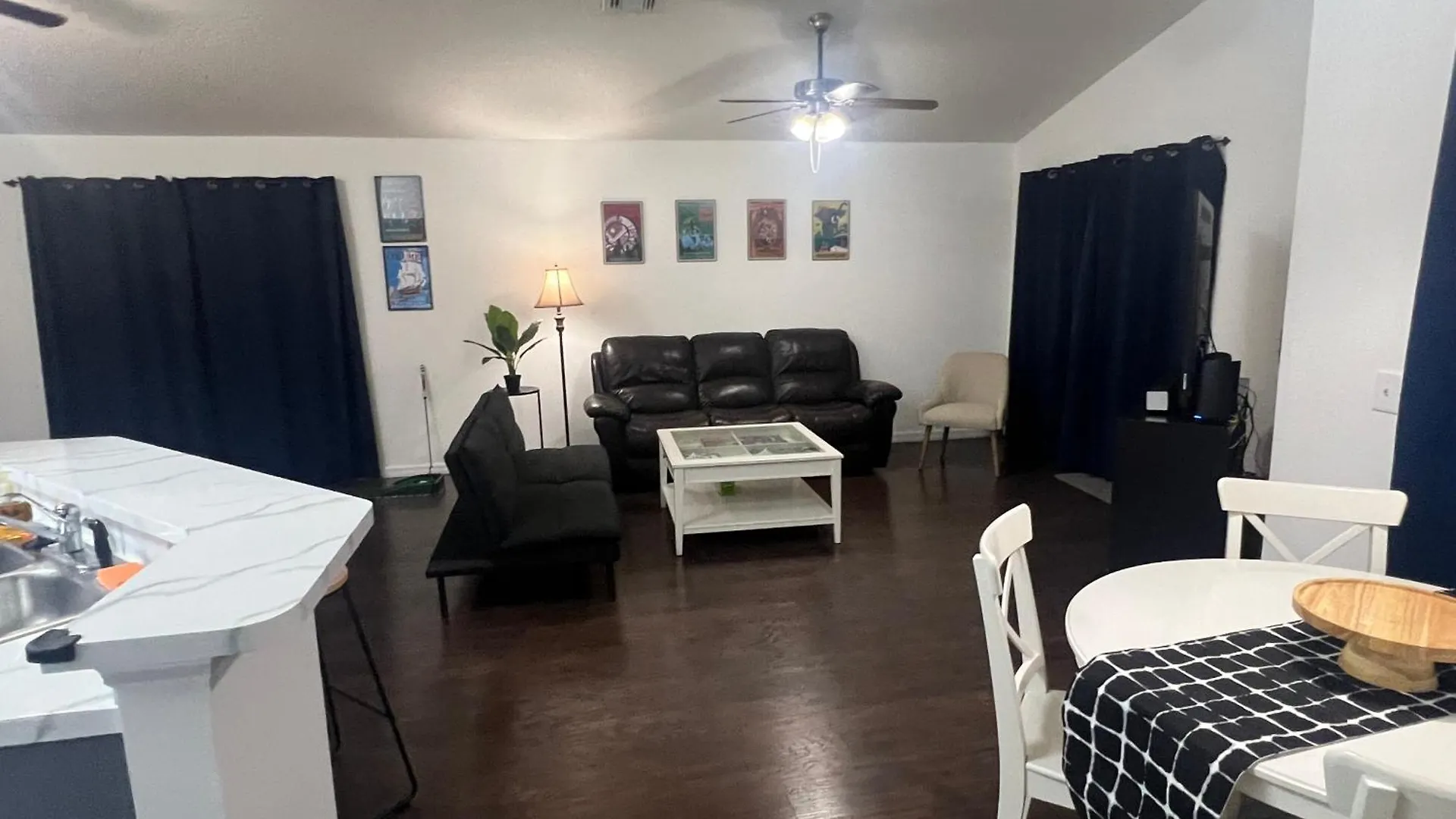 Community 4 Bedroom Family Home, Pool & 15 Min בית נופש