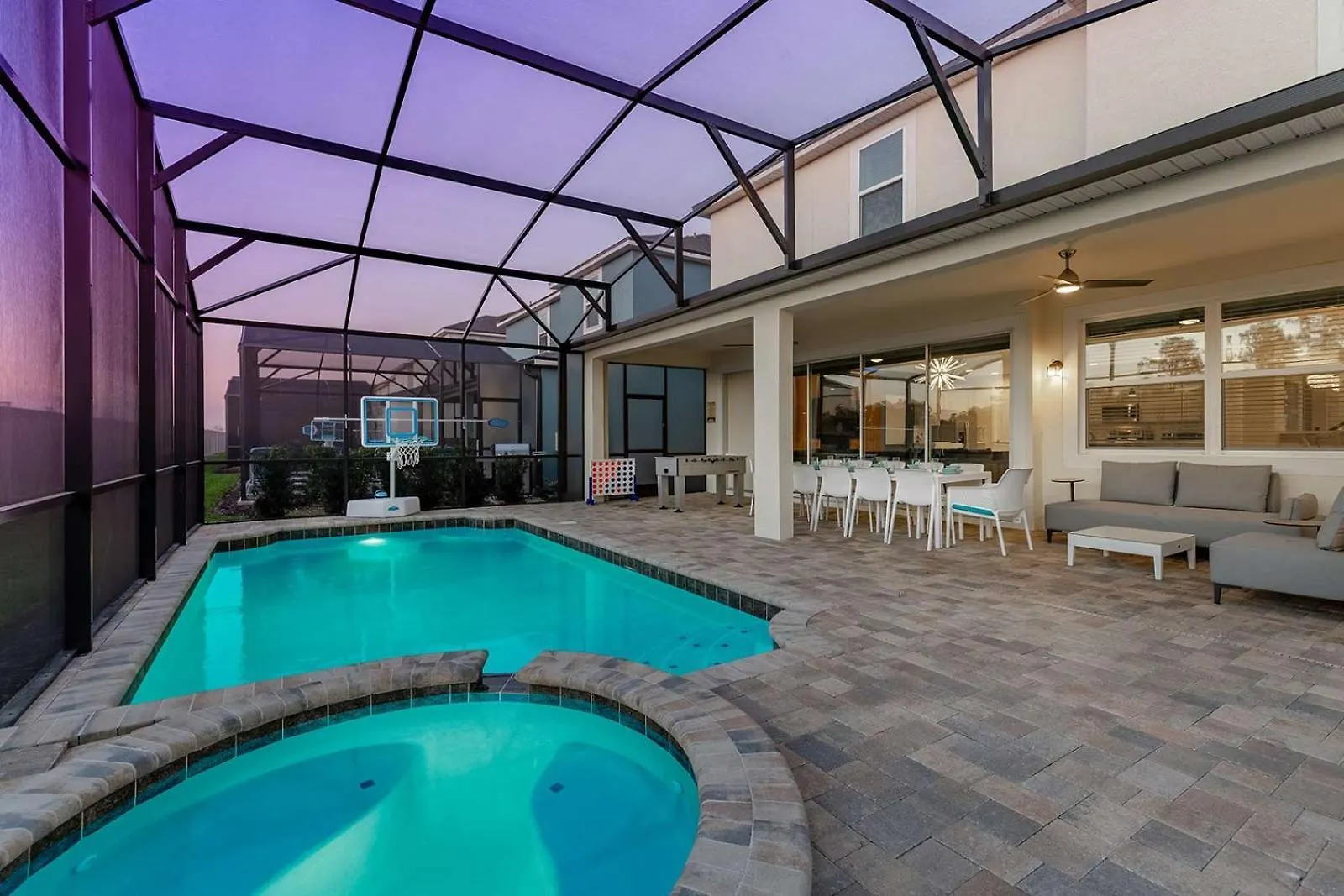 Villa With Fashionista Br, Theater, Arcade & Pool *