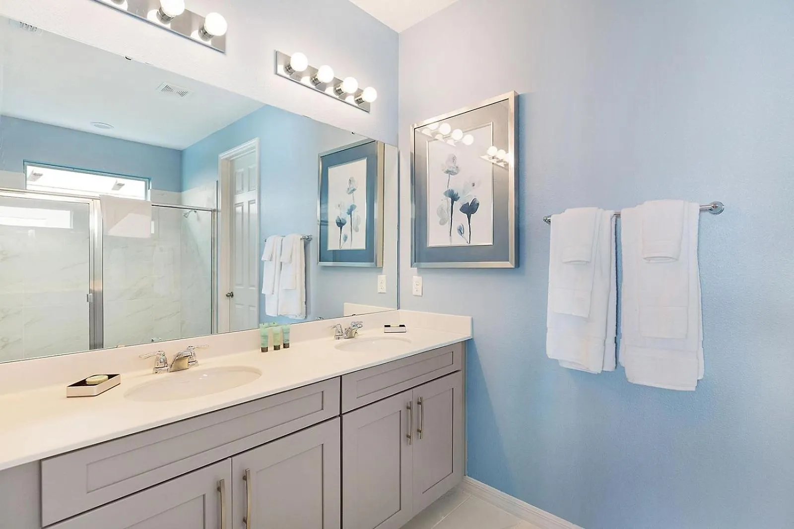 Villa With Fashionista Br, Theater, Arcade & Pool Kissimmee