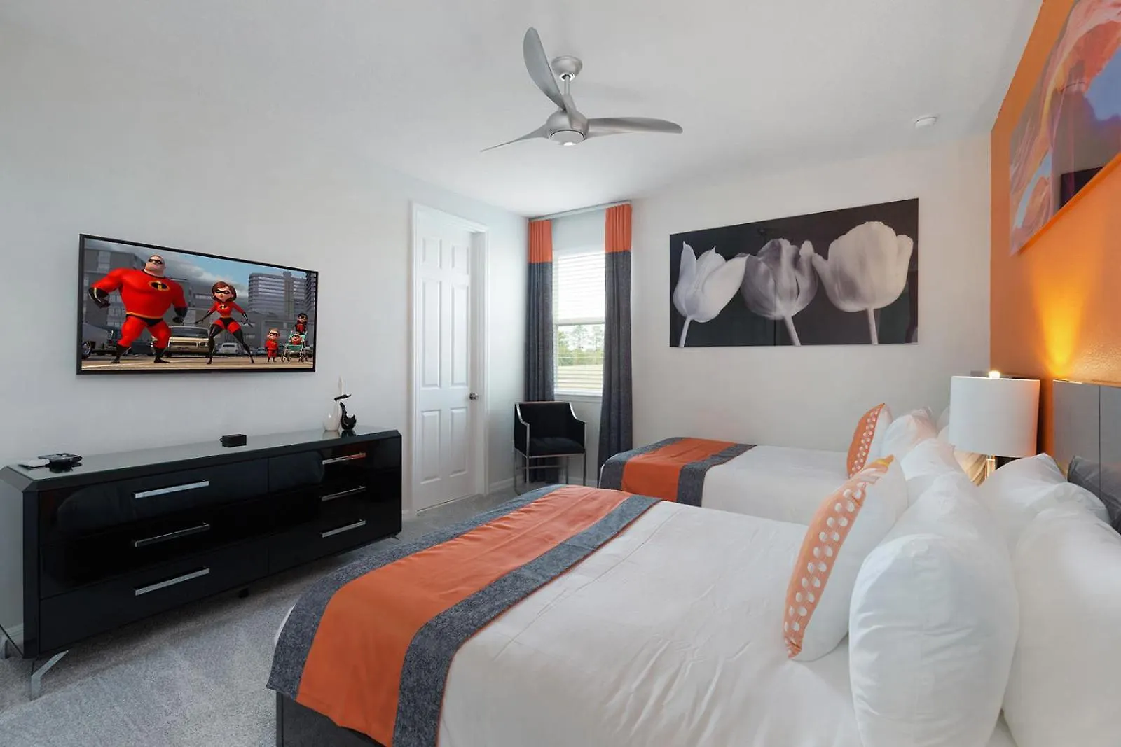 Mega Near With Gamer Br, Theater, Pool Kissimmee
