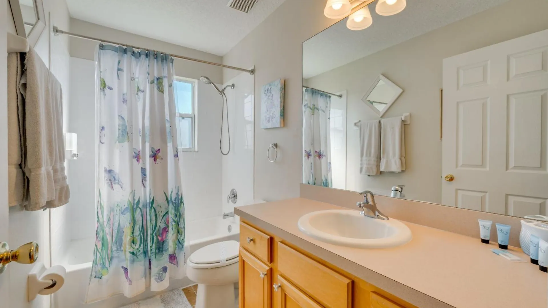 Emerald Island Retreat With Pool About 5 Mi To Disney! Semesterbostad Kissimmee
