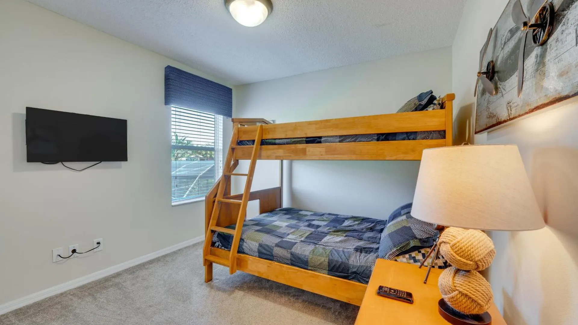 Emerald Island Retreat With Pool About 5 Mi To Disney!