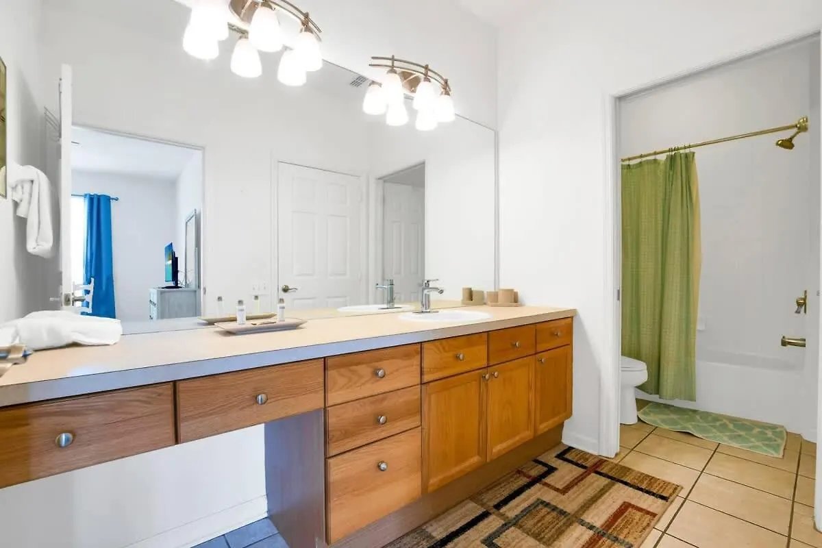 Beautiful Vacation At Windsor Palms Holiday home