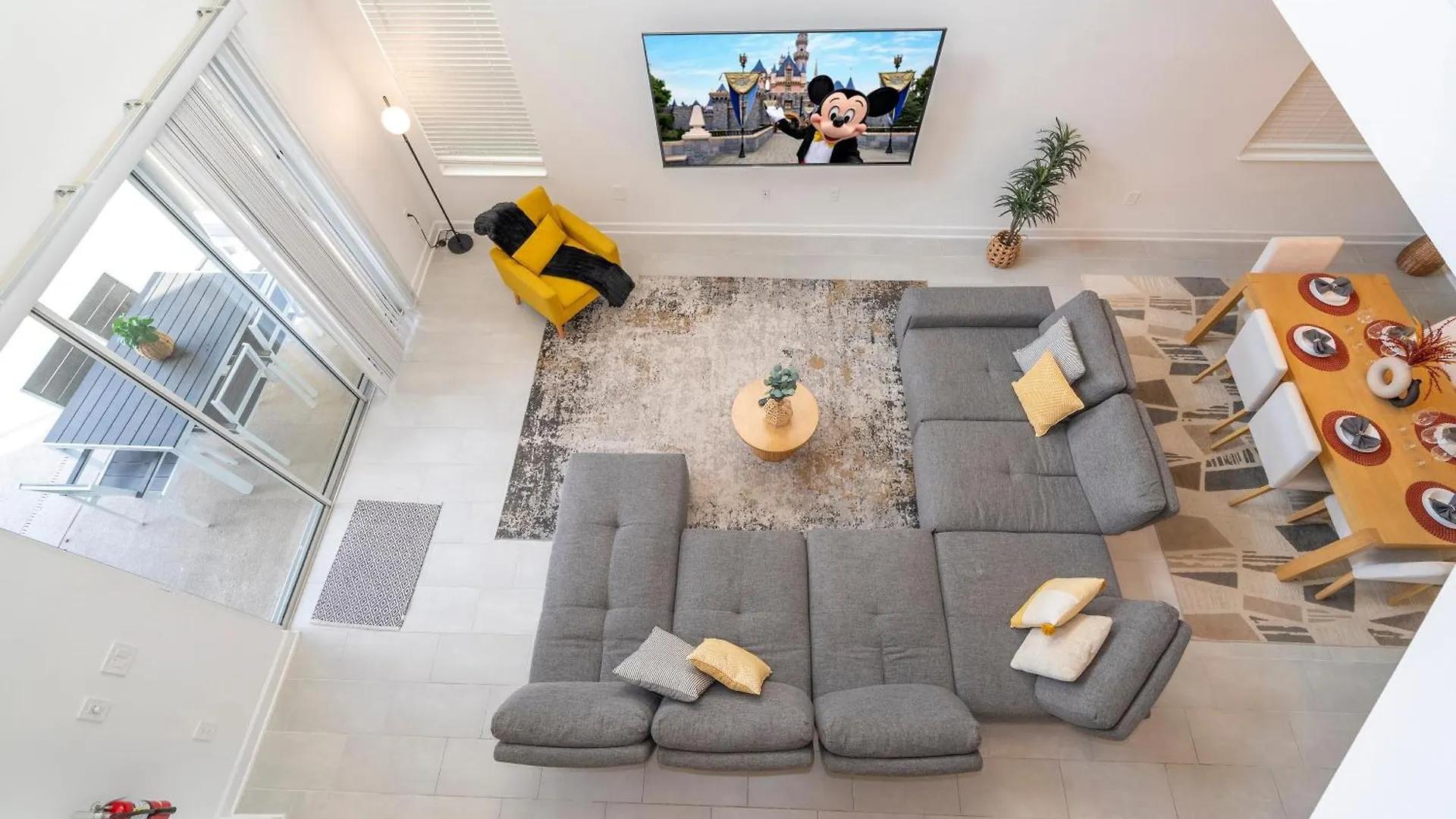 Modern 5bed With Pool & In 560 Willa