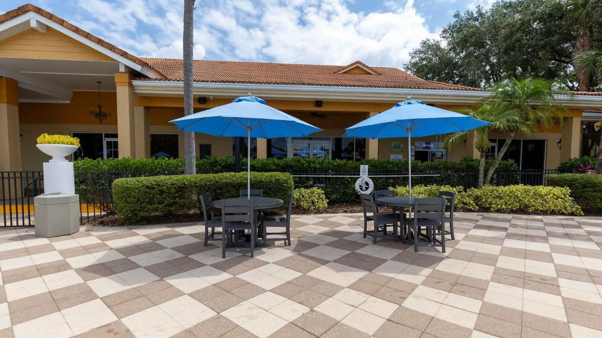 Family 3br Oasis For 6 With Private Pool Holiday home Kissimmee