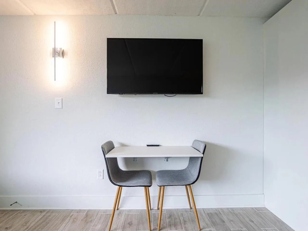Cozy Near World And Universal Apartment *