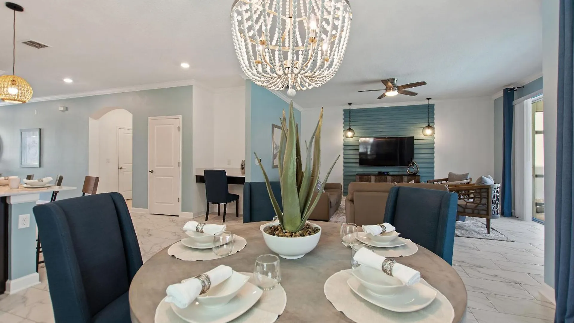 Stars Align Storey By Shine 406 * Kissimmee