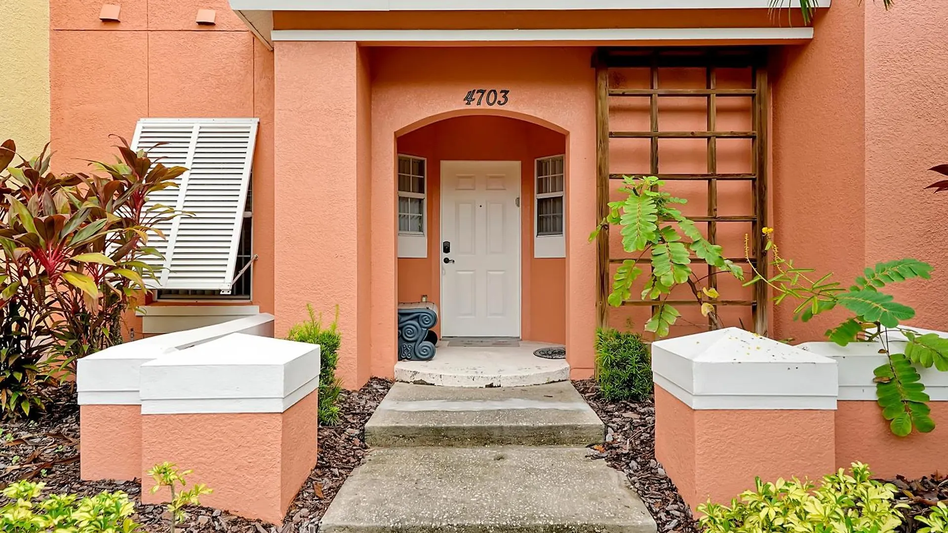 Lakefront In Terra Verde:pool & Amenities *