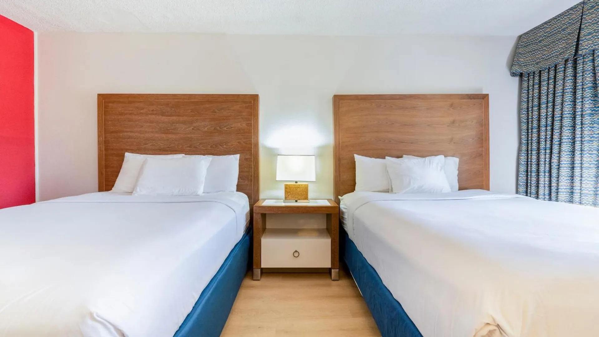 Ramada By Wyndham Flamingo Water Park Hotel 3*