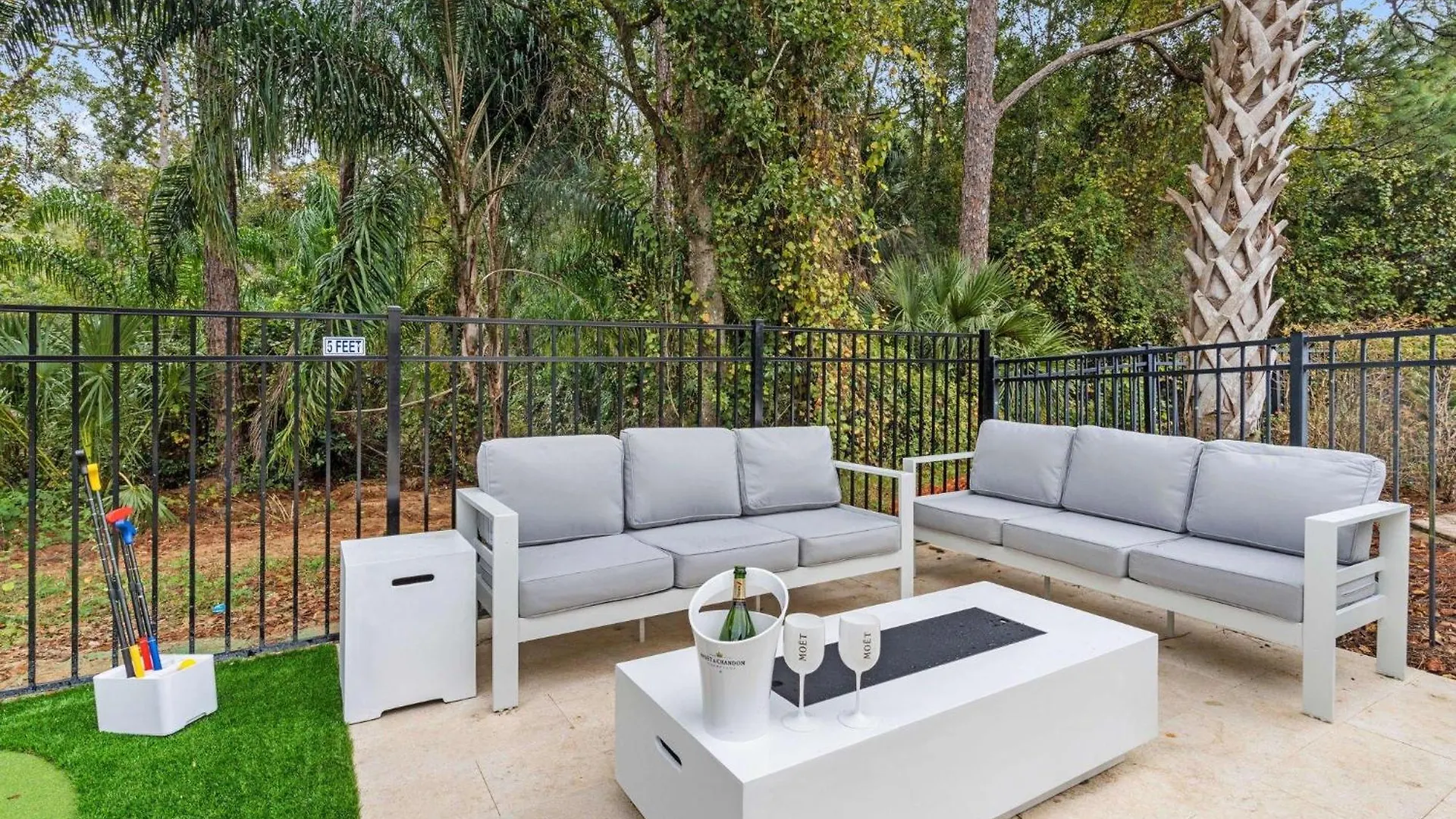 W461j - Serenity Sanctuary With Stylish Design At Reunion *