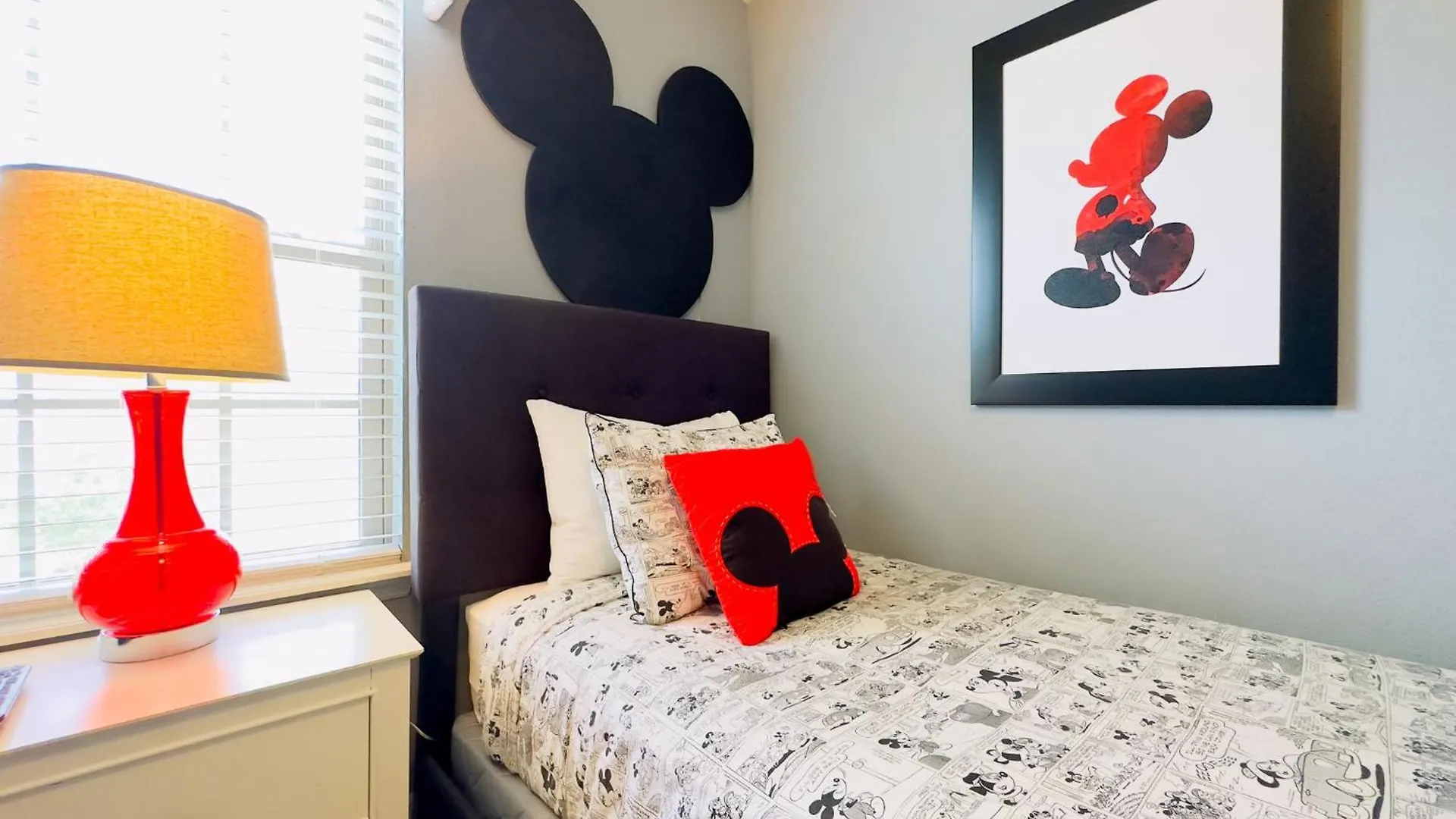 Near Themed Luxury 5bd Private Pool Villa Kissimmee