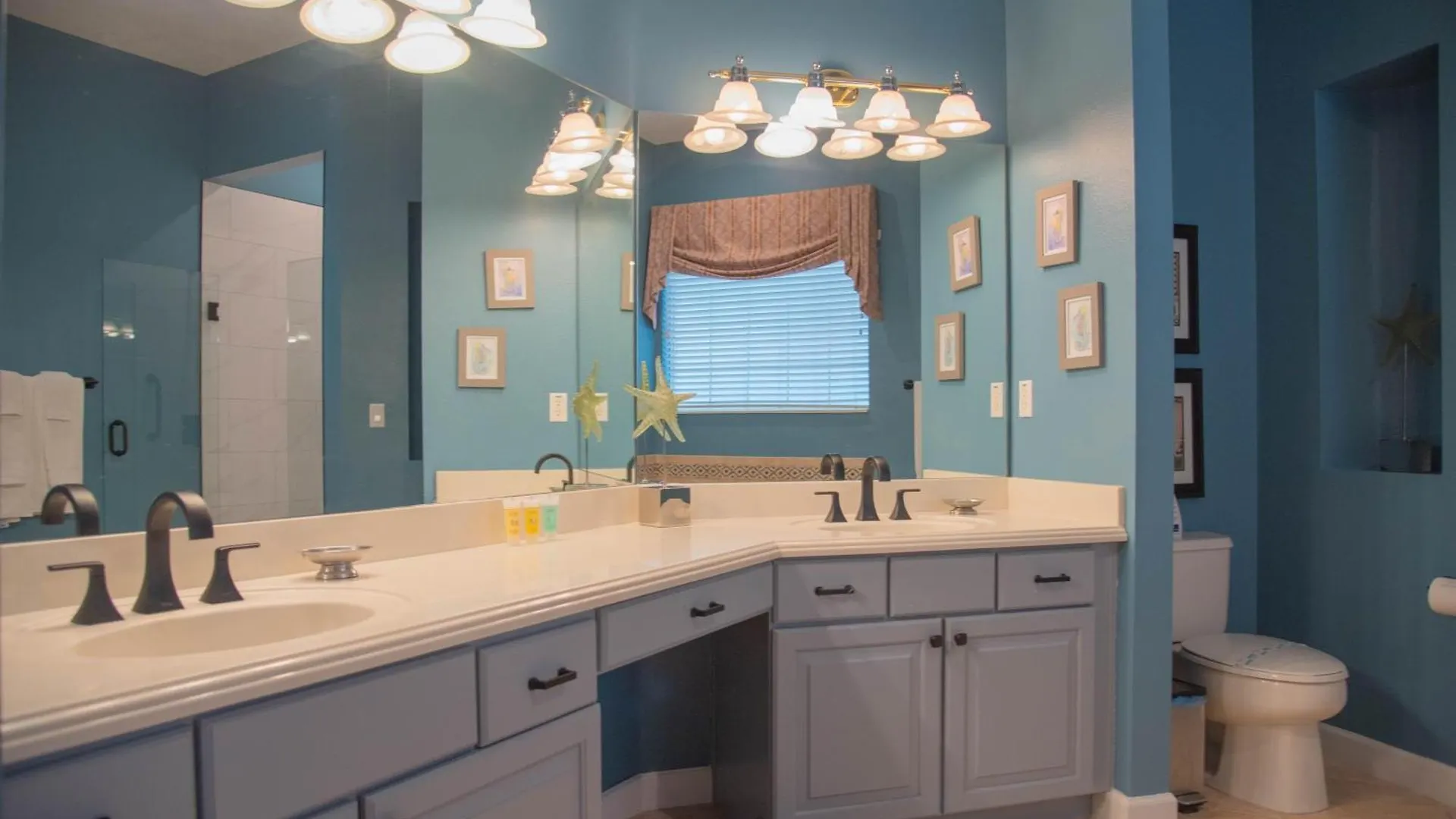 Beaming 5 Bdrm With Private Pool At Reunion * كيسيمي