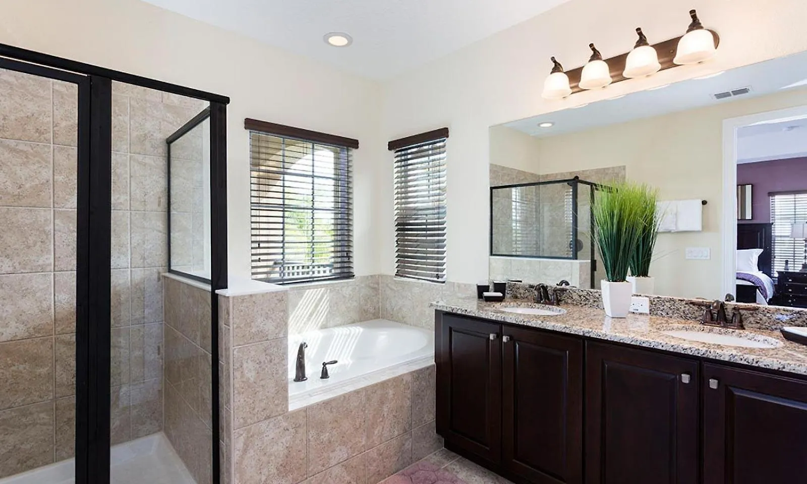 Sleek 5 Bdrm With Theater At Reunion *