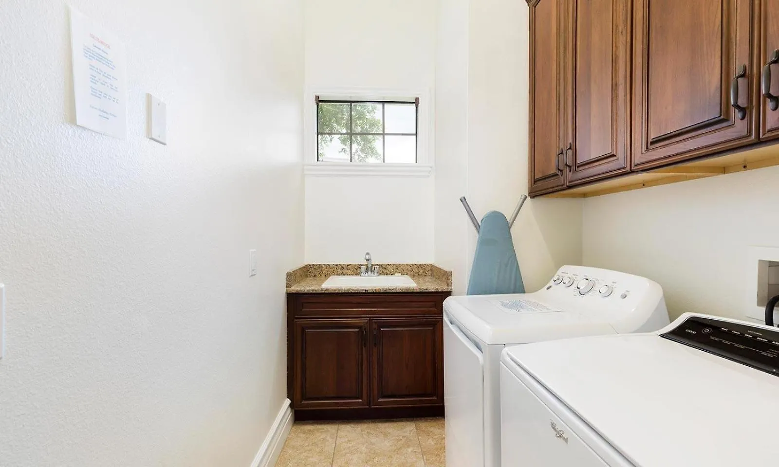 Upscale 7 Bdrm Oasis With Theater At Reunion