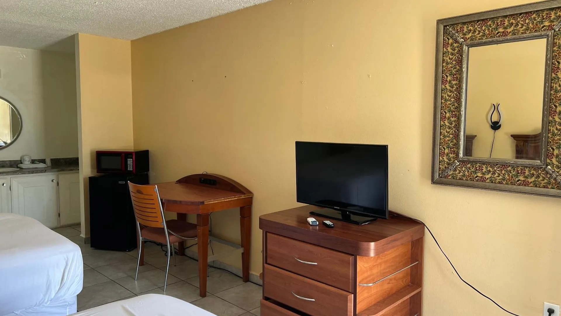 Paradiseinn Motel