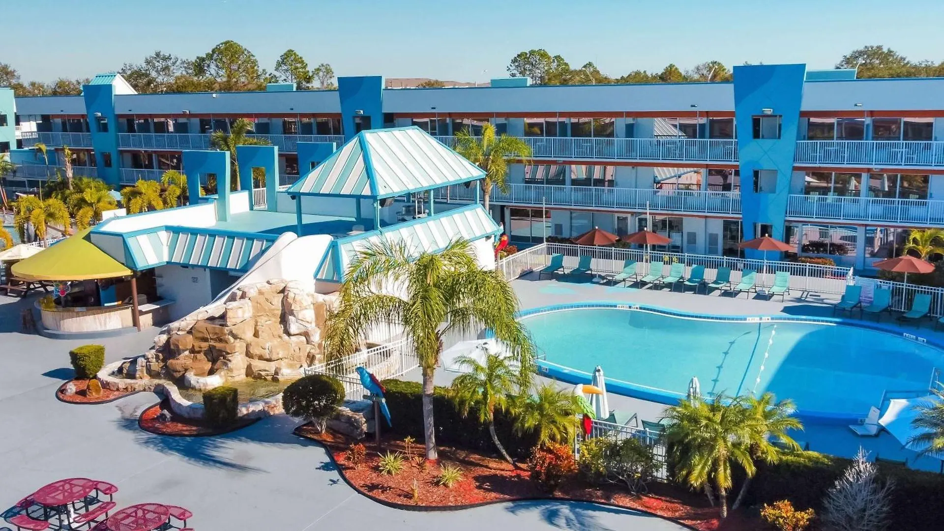 Ramada By Wyndham Flamingo Water Park Hotel 3*
