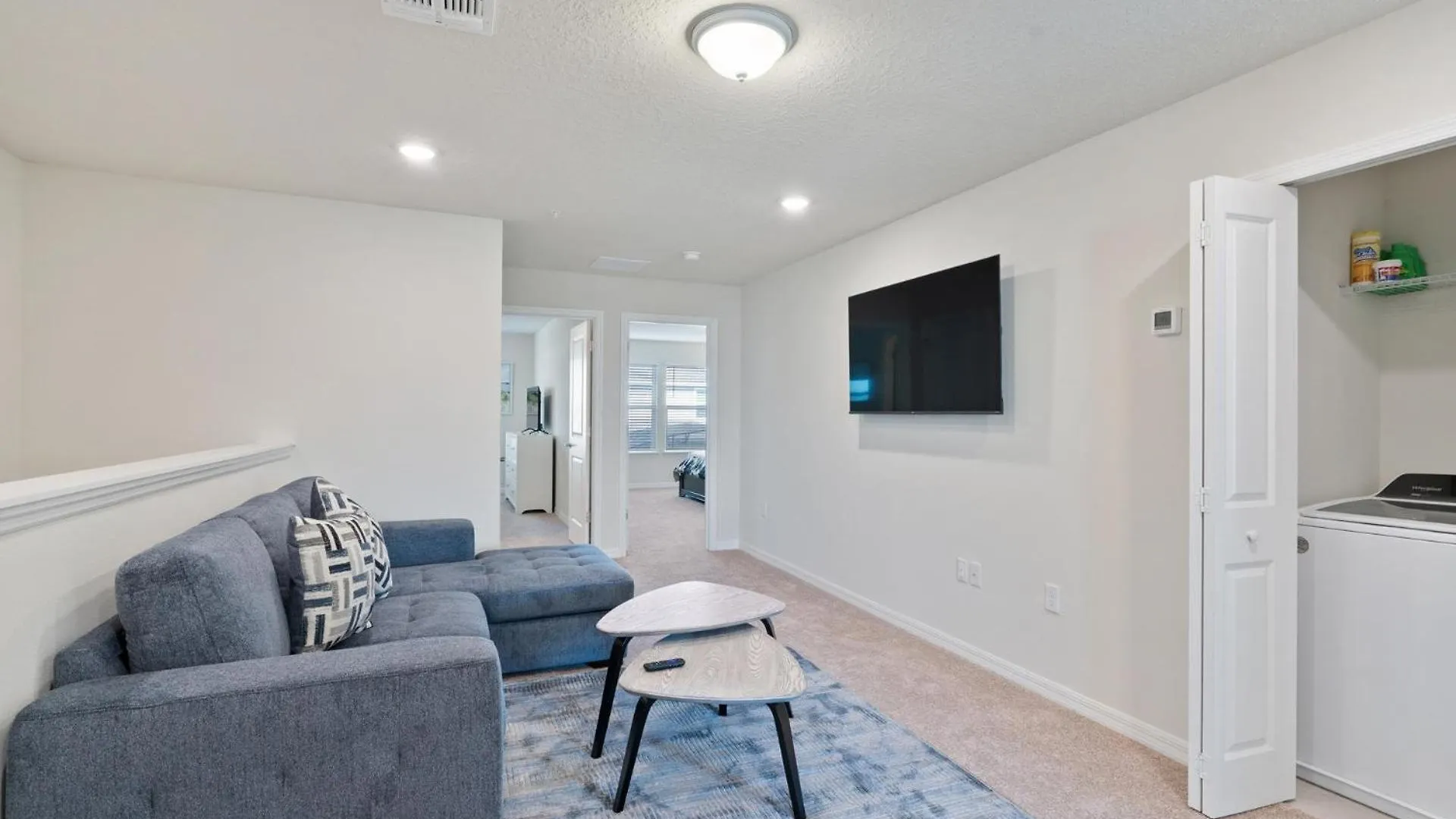 1232 Blue Island *
