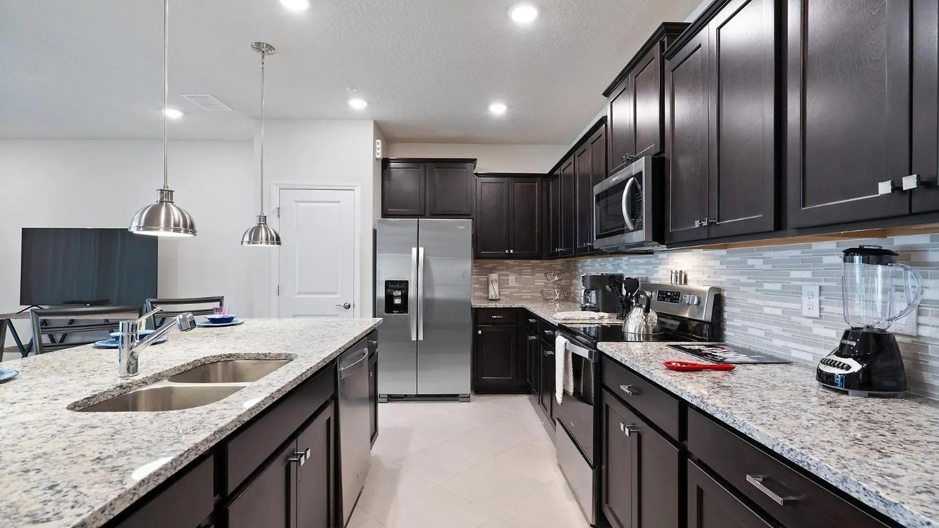 1232 Blue Island Clermont
