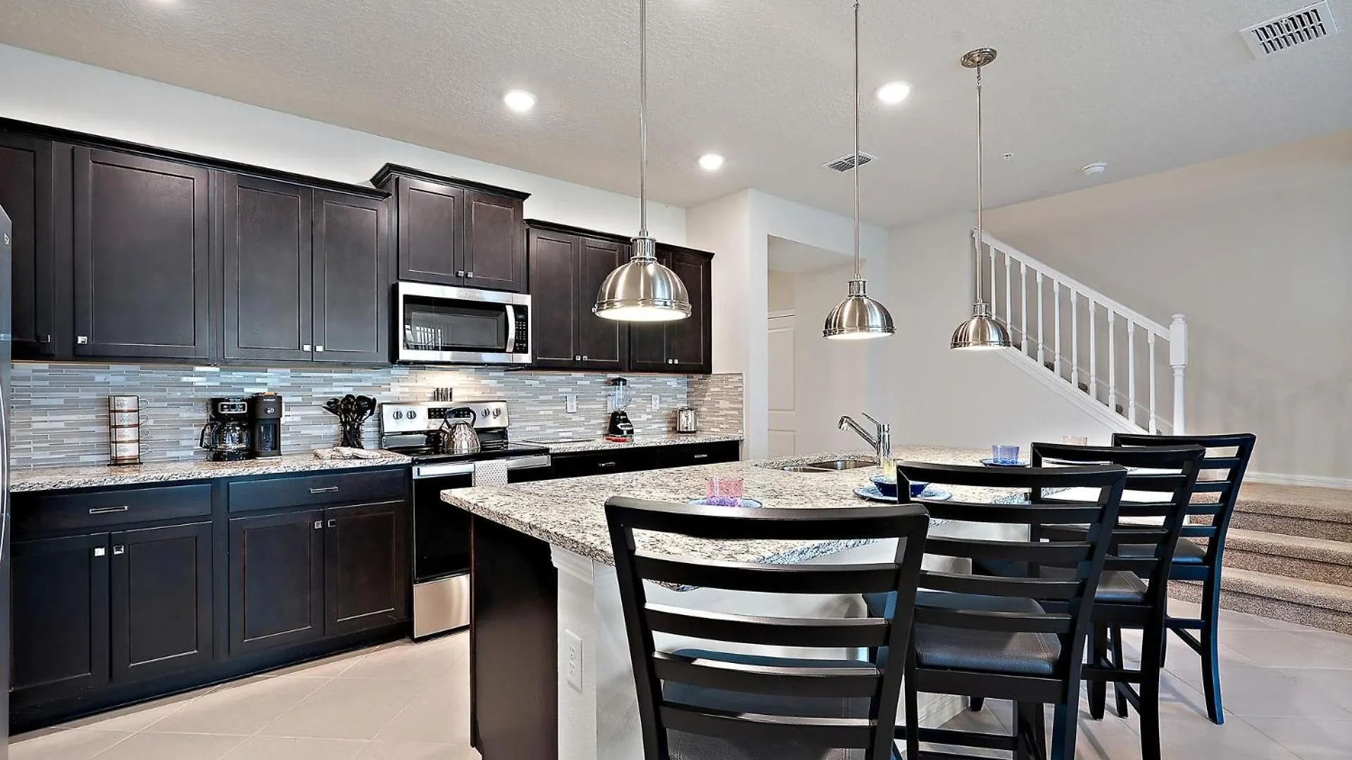 1232 Blue Island