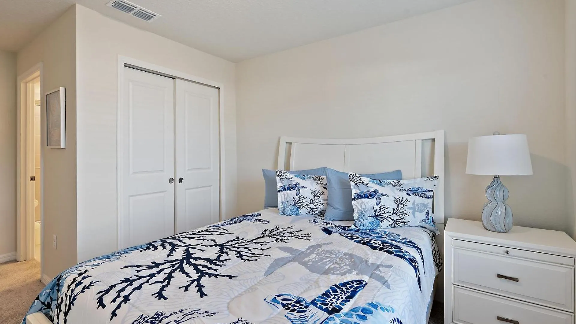 1232 Blue Island *