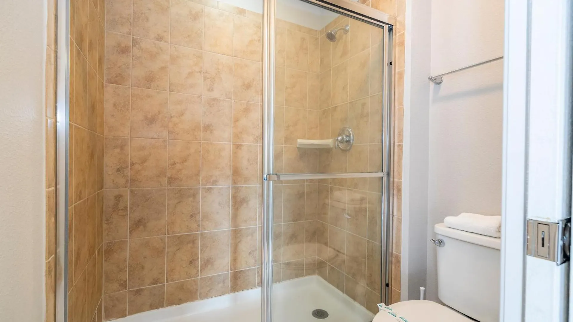 Nyaraló Fabulous 5br Townhome Pet Friendly - Private Pool - Windsor Island