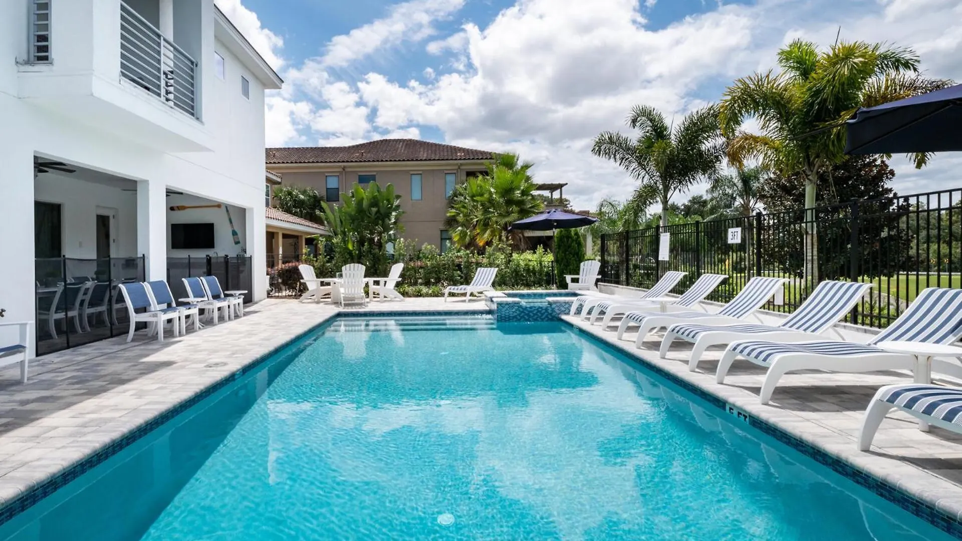 Mansion With Private Pool On Reunion And Orlando Mansion 5266 키시미