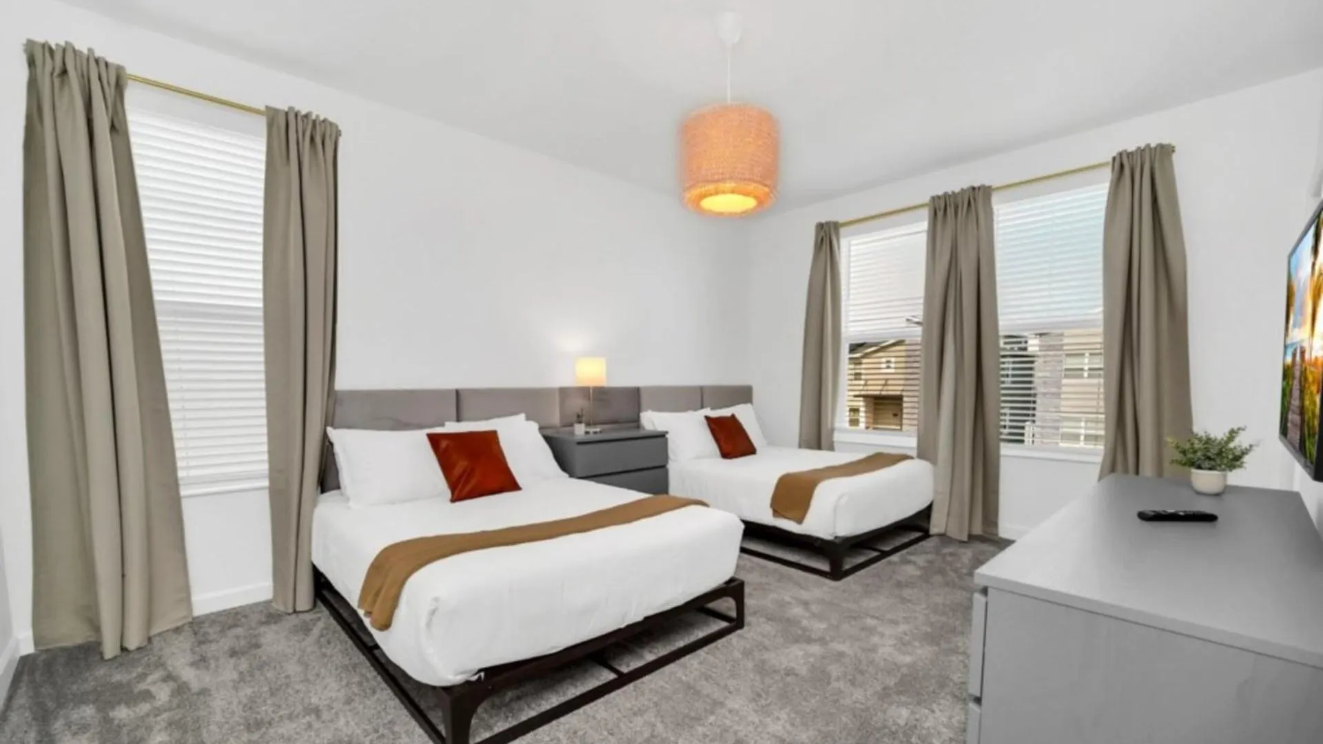 Villa Modern And Elegant 6 Bedroom Retreat 6374