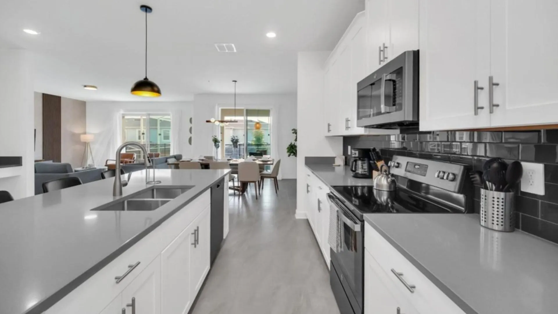 Modern And Elegant 6 Bedroom Retreat 6374 Villa *