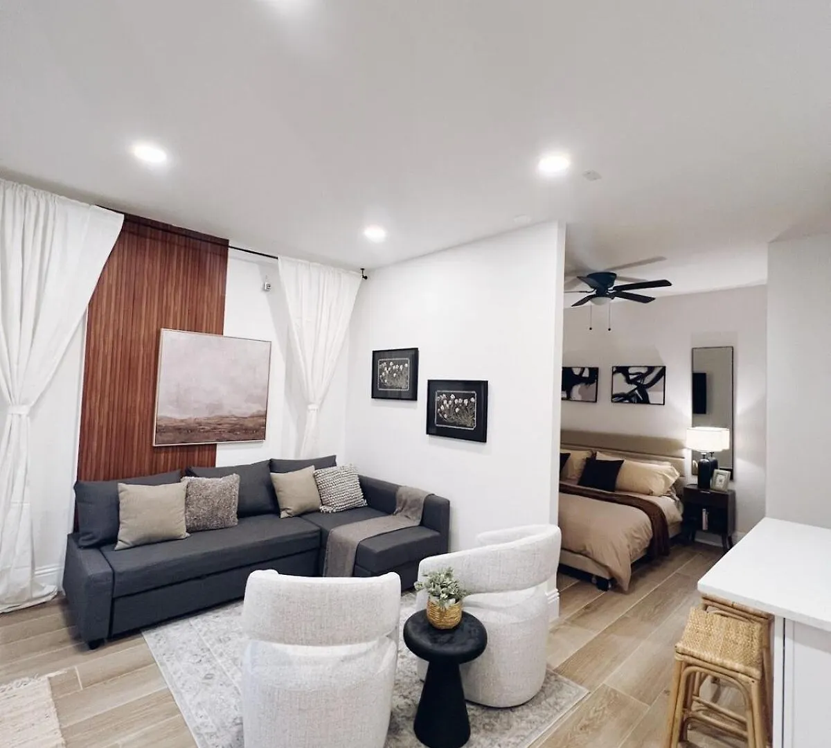 Modern Near Mco * קיסימי