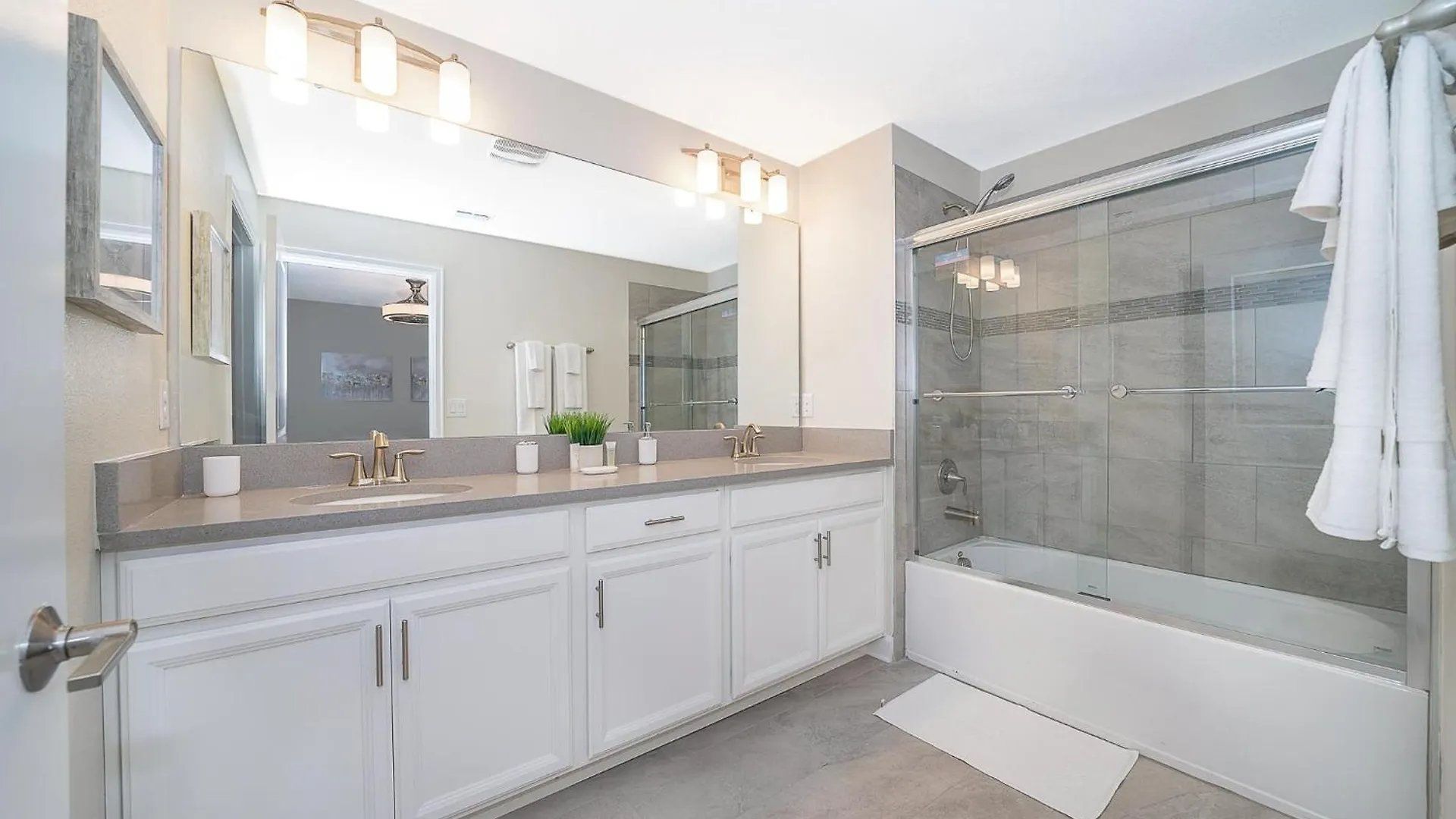 5037at Townhouse 5 Bedrooms & 4 Bathrooms + Pool Dom wakacyjny *